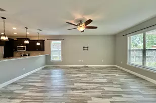 216 Green Dr, Mary Esther, FL 32569 - Photo 3