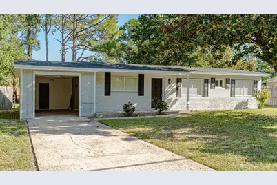 900 Bryn Mawr Boulevard, Mary Esther, FL 32569 - Photo 1