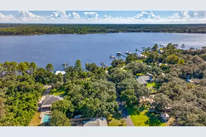 2979 Holley Point Road, Navarre, FL 32566 - Photo 25