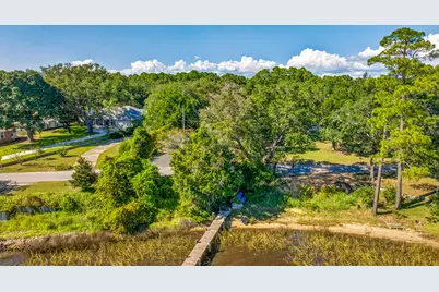 2979 Holley Point Road, Navarre, FL 32566 - Photo 19
