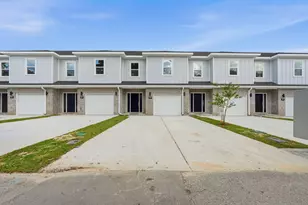 704 Ferguson Dr, Fort Walton Beach, FL 32547 - Photo 1