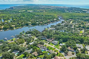 84 W Country Club Dr, Destin, FL 32541 - Photo 51