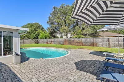 84 W Country Club Drive, Destin, FL 32541 - Photo 25