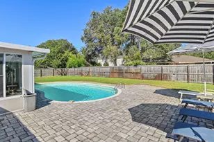 84 W Country Club Dr, Destin, FL 32541 - Photo 25