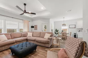 916 Linden Ave, Niceville, FL 32578 - Photo 11