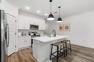 916 Linden Ave, Niceville, FL 32578 - Photo 5