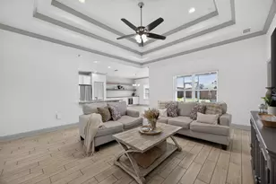 246 Lottie Loop, Freeport, FL 32439 - Photo 5