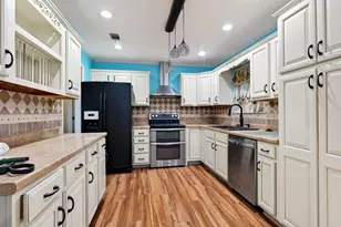 7085 Frank Reeder Rd, Pensacola, FL 32526 - Photo 11