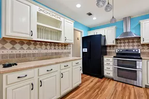 7085 Frank Reeder Rd, Pensacola, FL 32526 - Photo 13