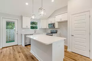 1953 Justice Cir, Gulf Breeze, FL 32563 - Photo 13