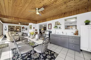 136 Country Club Rd, Shalimar, FL 32579 - Photo 39