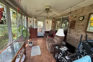 6607 Leisure St, Navarre, FL 32566 - Photo 7