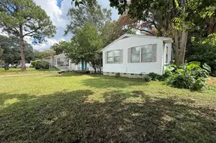215 NE Hwy Ave, Fort Walton Beach, FL 32547 - Photo 3