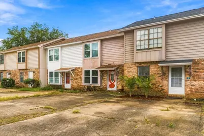 412 NW Sea Rover Lane #B, Fort Walton Beach, FL 32548 - Photo 3