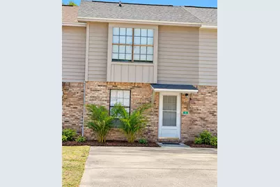 412 NW Sea Rover Lane #B, Fort Walton Beach, FL 32548 - Photo 1