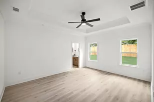 301 Goldenrod Ct, Niceville, FL 32578 - Photo 5