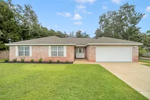 98 Point Comfort Rd, Mary Esther, FL 32569 - Photo 1