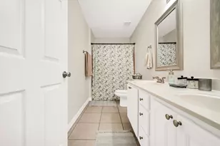 98 Point Comfort Rd, Mary Esther, FL 32569 - Photo 23