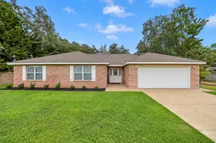 98 Point Comfort Rd, Mary Esther, FL 32569 - Photo 1