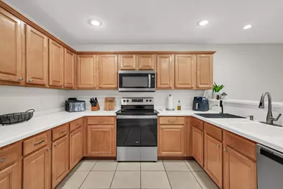 98 Point Comfort Road, Mary Esther, FL 32569 - Photo 3