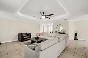 98 Point Comfort Rd, Mary Esther, FL 32569 - Photo 13