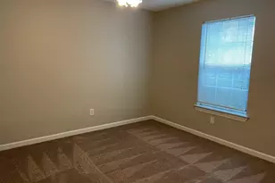207 Seville Cir, Mary Esther, FL 32569 - Photo 5