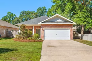 1436 Hickory St, Niceville, FL 32578 - Photo 1