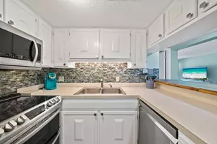 6901 N Lagoon Dr, Panama City Beach, FL 32408 - Photo 19