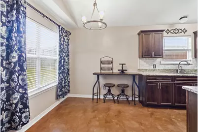 284 Limestone Circle, Crestview, FL 32539 - Photo 9