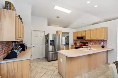 4810 Kitty Hawk Circle, Gulf Breeze, FL 32563 - Photo 9