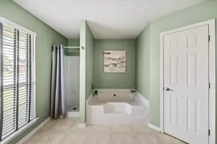 4810 Kitty Hawk Cir, Gulf Breeze, FL 32563 - Photo 25