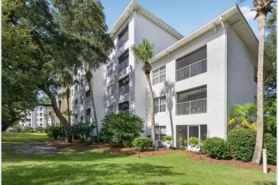 4276 Calinda Lane #APT 114, Niceville, FL 32578 - Photo 5