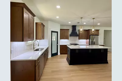 7977 Williams Creek Drive, Navarre, FL 32566 - Photo 5