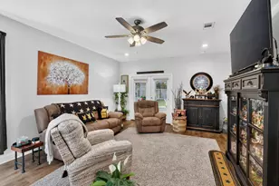 217 Fir Ave, Niceville, FL 32578 - Photo 17