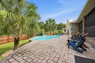 8110 Stream Ridge Rd, Pensacola, FL 32526 - Photo 9