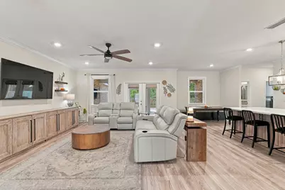 253 Picnic Place, Freeport, FL 32439 - Photo 11
