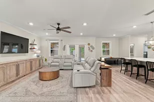 253 Picnic Pl, Freeport, FL 32439 - Photo 11