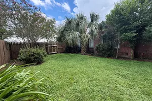 398 S Spring St, Crestview, FL 32536 - Photo 7