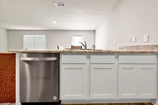 3135 Van Day Way, Crestview, FL 32539 - Photo 11