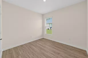 6204 Captain Morgan Wy, Laurel Hill, FL 32567 - Photo 15
