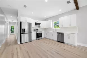 3708 E 7th St, Springfield, FL 32401 - Photo 21