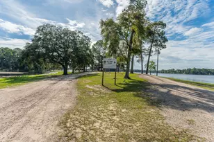 699 Squirrel Rd, Defuniak Springs, FL 32433 - Photo 15