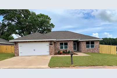 100 Castle Road, Mary Esther, FL 32569 - Photo 1