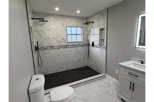 202 22nd St, Niceville, FL 32578 - Photo 3