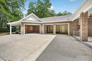 266 Florida Ave, Valparaiso, FL 32580 - Photo 49