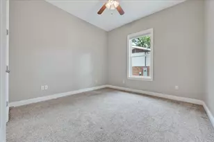 266 Florida Ave, Valparaiso, FL 32580 - Photo 37