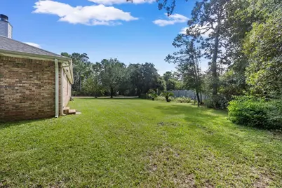 2025 Buckley Drive, Navarre, FL 32566 - Photo 9