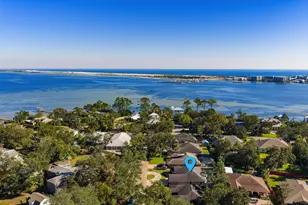 38 SE Pryor Rd, Fort Walton Beach, FL 32548 - Photo 9