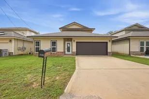 2135 Nina St, Navarre, FL 32566 - Photo 1