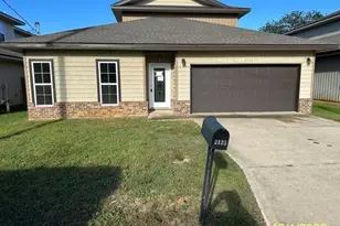 2135 Nina St, Navarre, FL 32566 - Photo 1